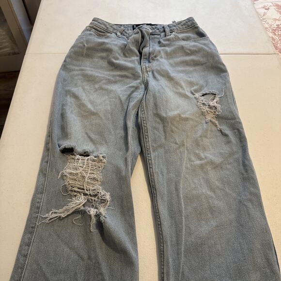Hollister Women's Ultra High Rise Dad Jeans Distressed Cotton Blue Size 3R / 31L - Picture 4 of 5